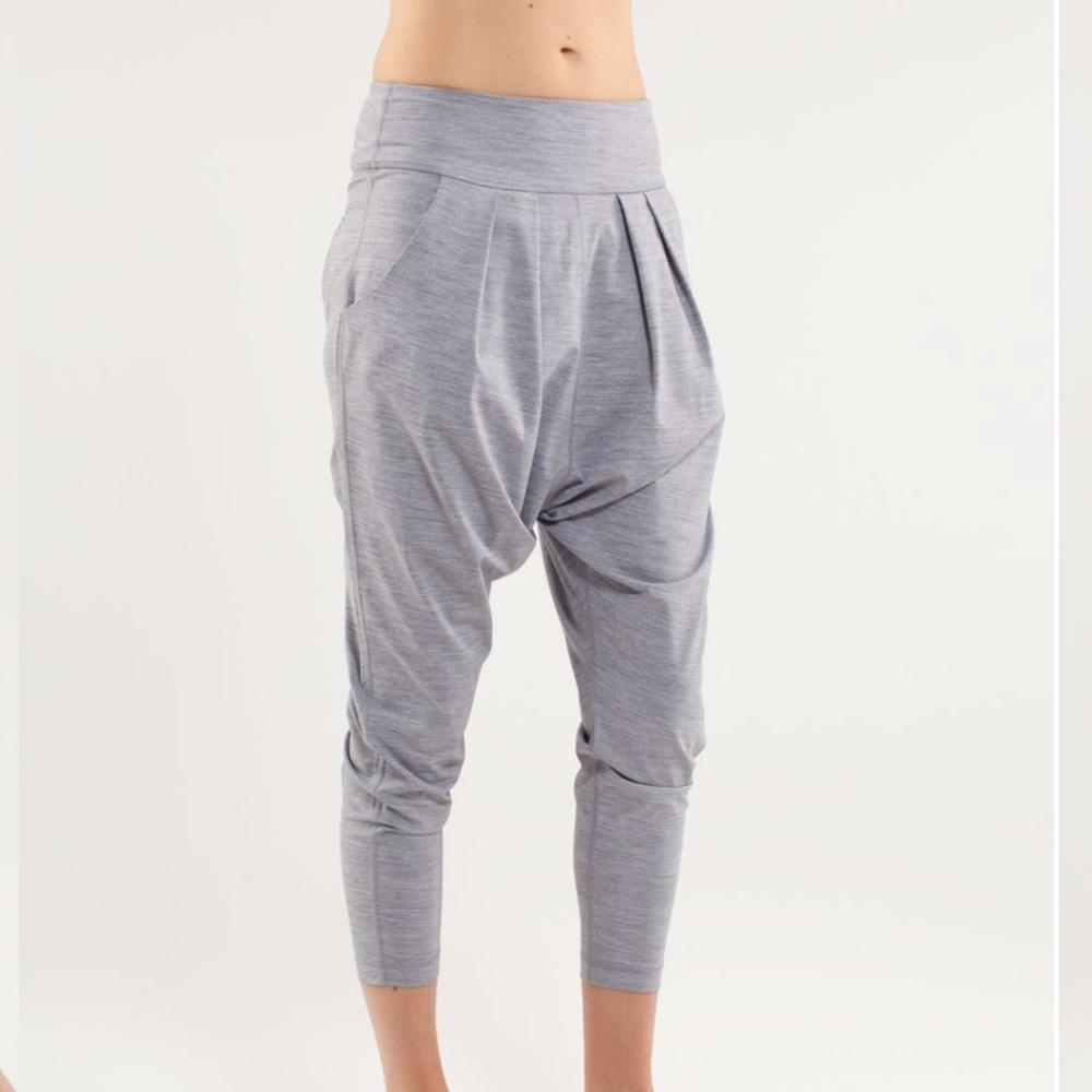 Lululemon Happy Hatha Gray Crop Yoga Pants